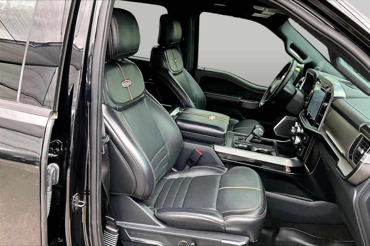 Used 2023 Agate Black Metallic Ford Platinum image 9