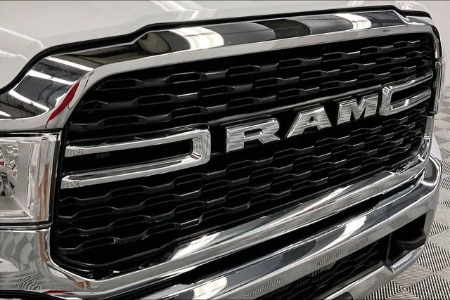 Used 2024 Bright White Clearcoat Ram Big Horn image 32