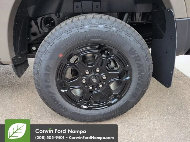 New 2026 Gray Ford Lariat image 31