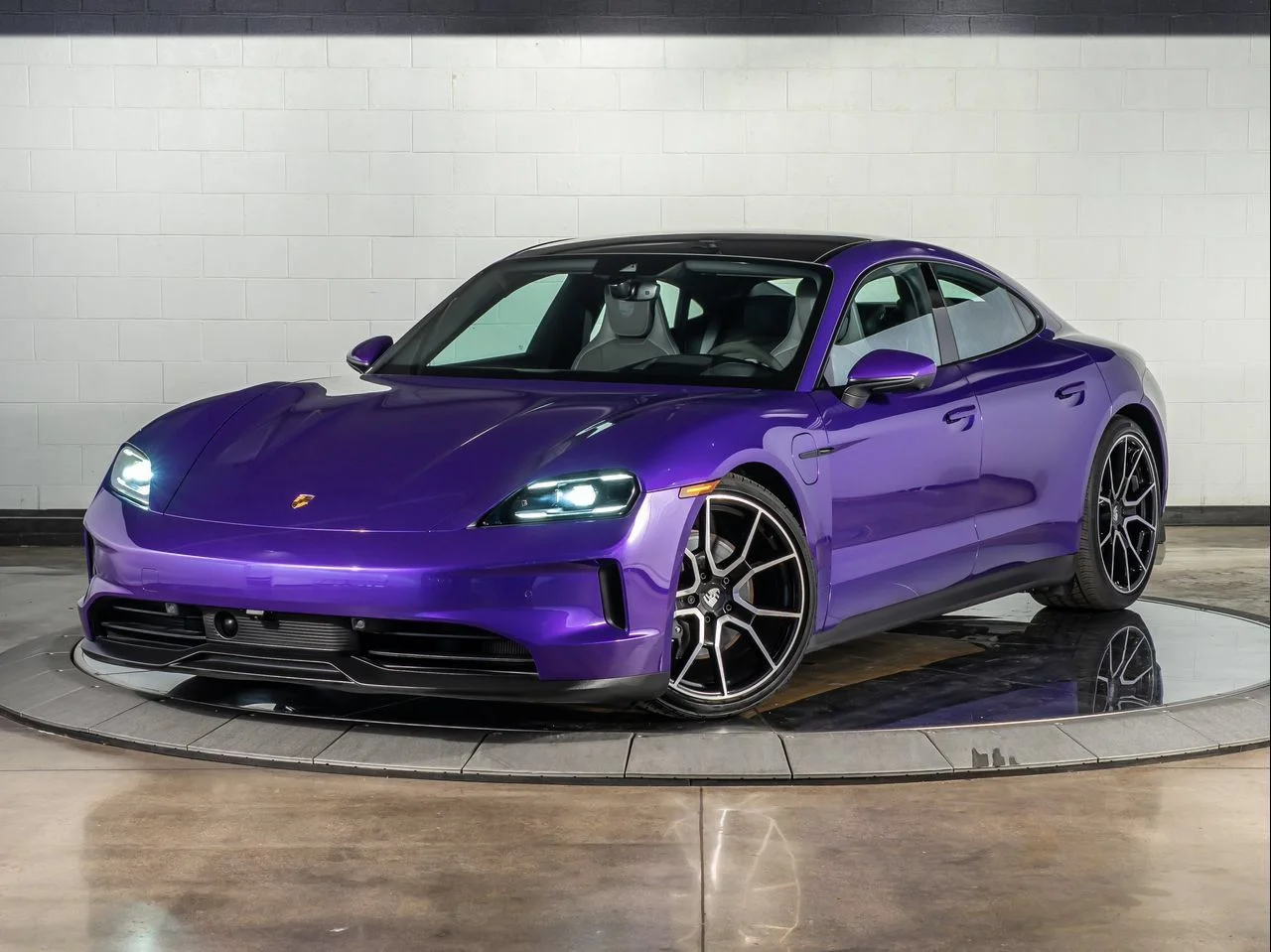 2025 Porsche Taycan