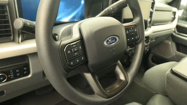 New 2026 Avalanche Ford F-250® XLT image 16