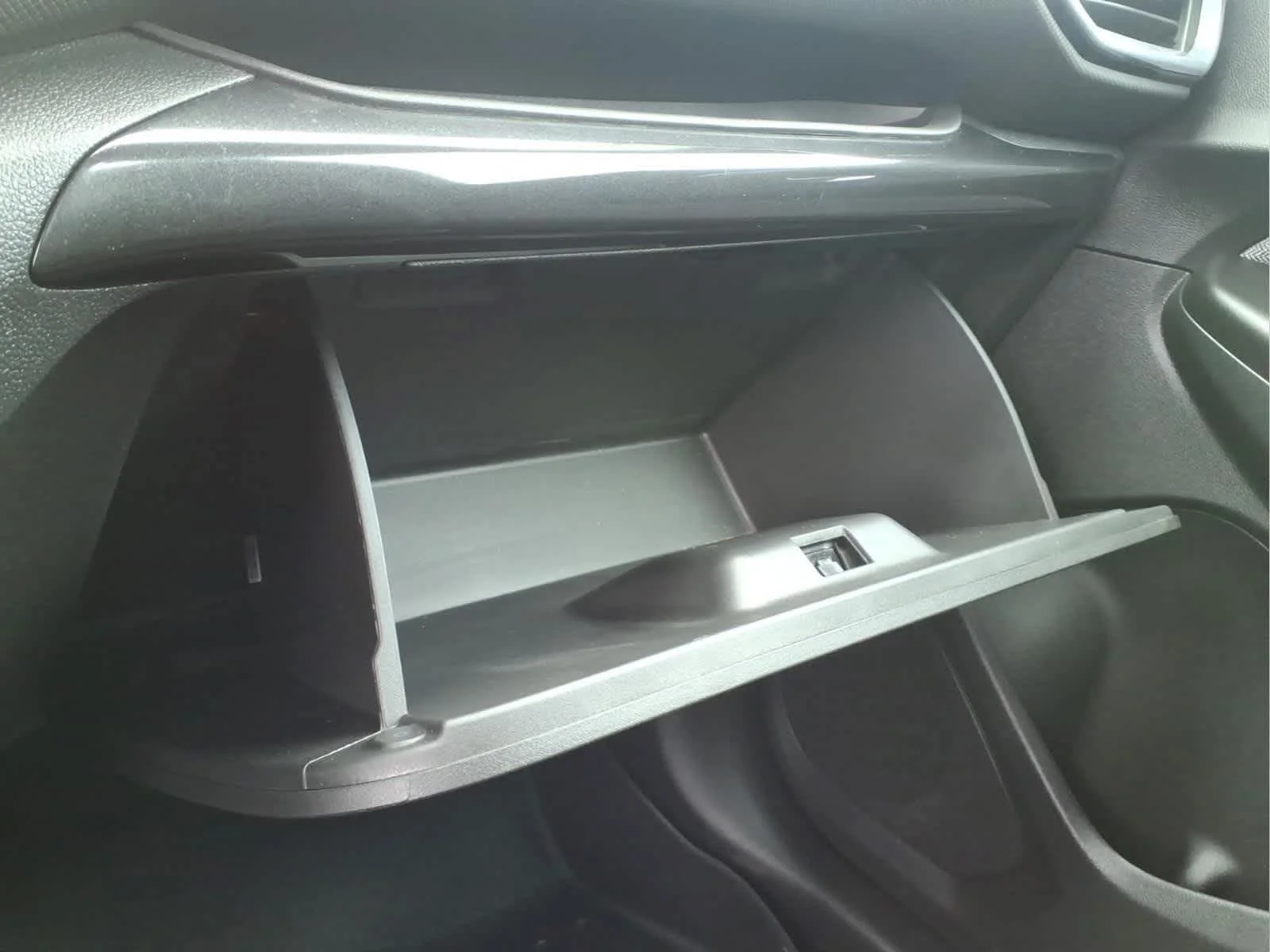 Used 2022 Blue Glow Metallic Chevrolet LT image 24