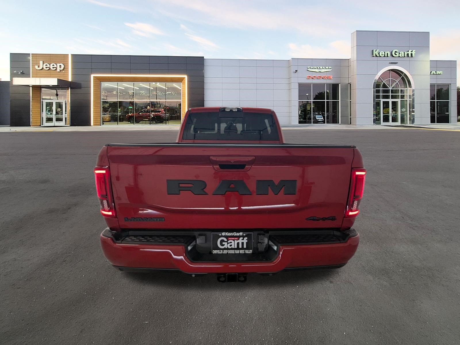 New 2026 Molten Red Pearl-Coat Exterior Paint RAM Laramie image 5