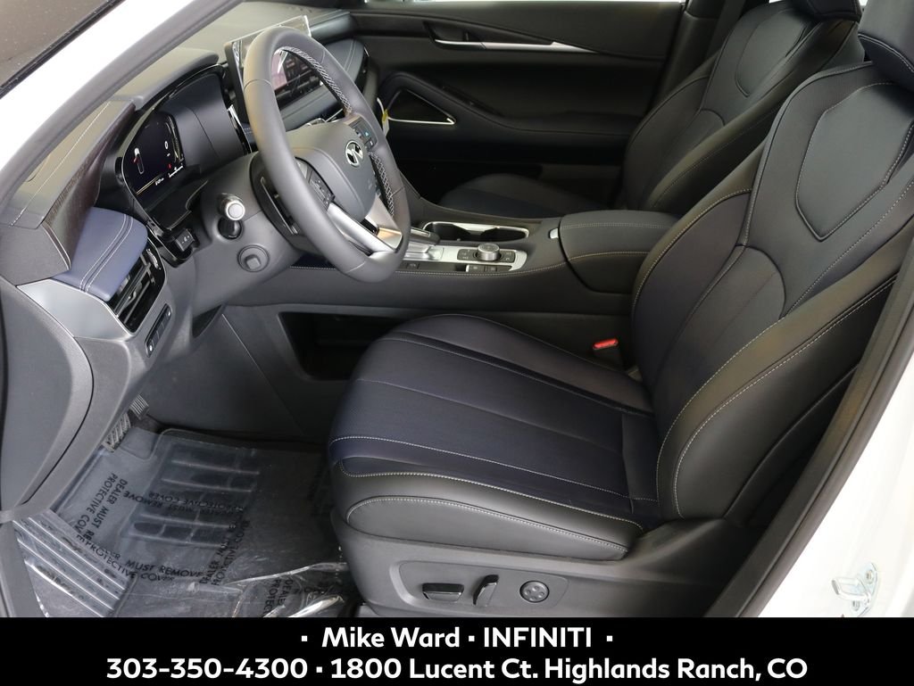 New 2026 2T RAD WHT INFINITI Sport AWD image 6
