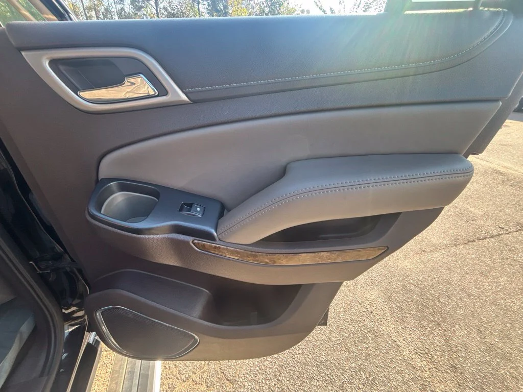 Used 2016 Black GMC Denali image 21