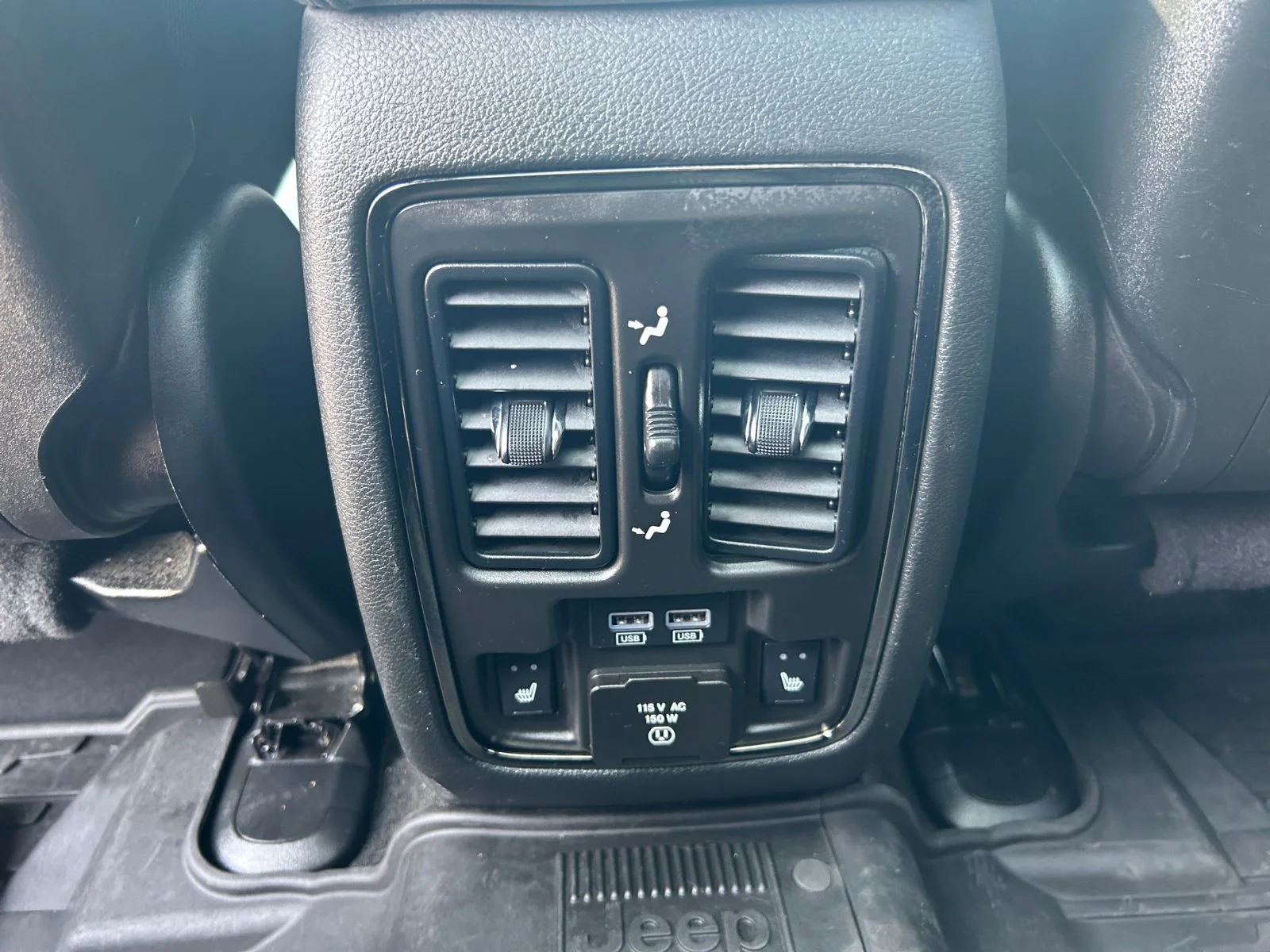 Used 2021 White Jeep OVERLAND HIGH ALTITUDE EDITION image 19