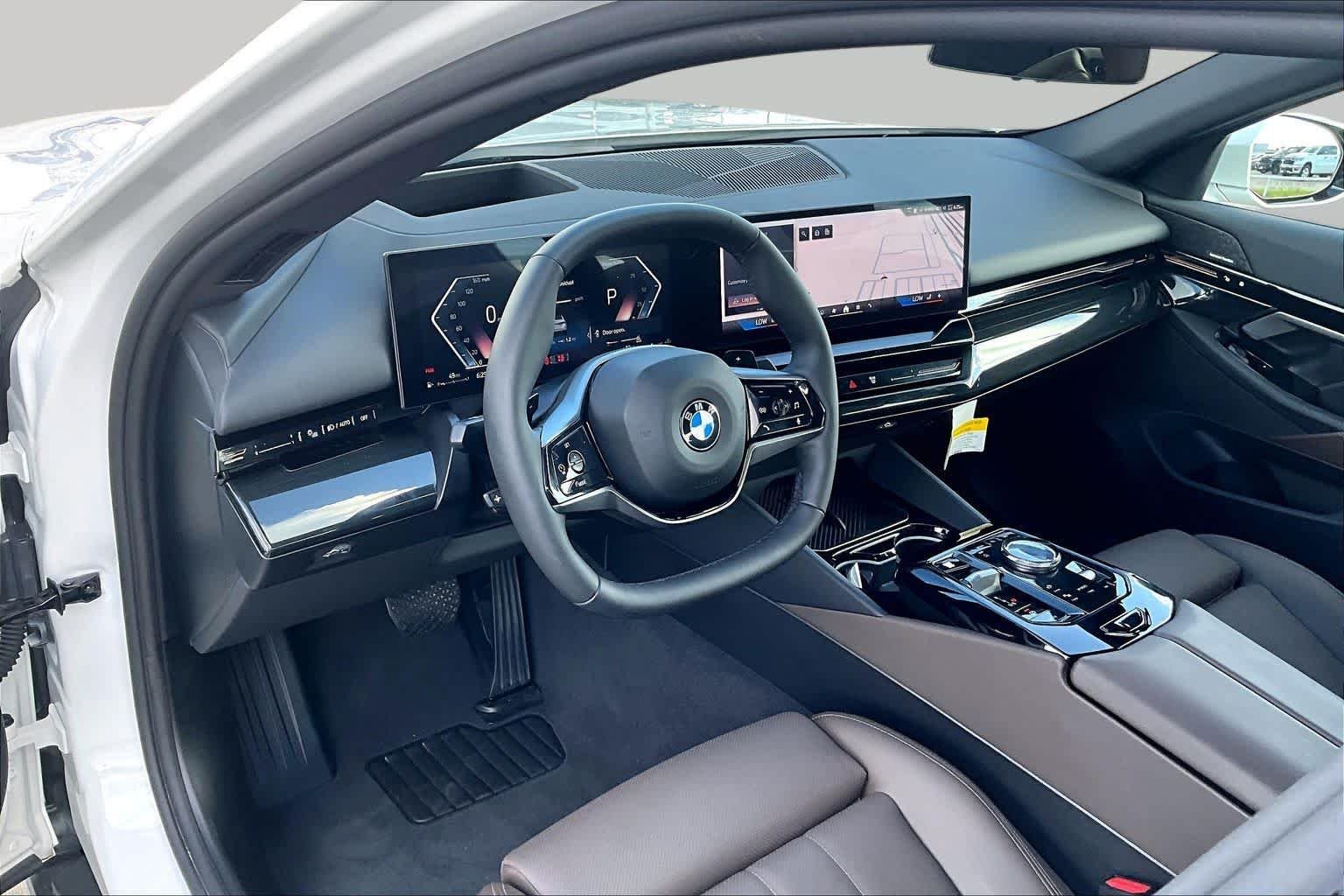Used 2026 Mineral White Metallic BMW 530i image 17