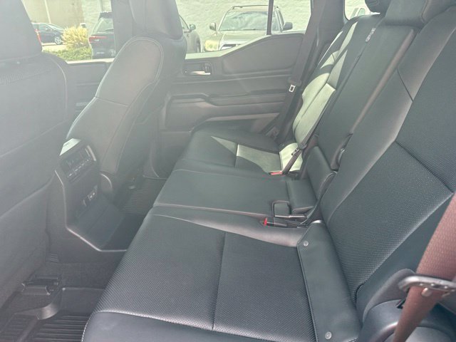 Used 2024  Toyota Base image 18