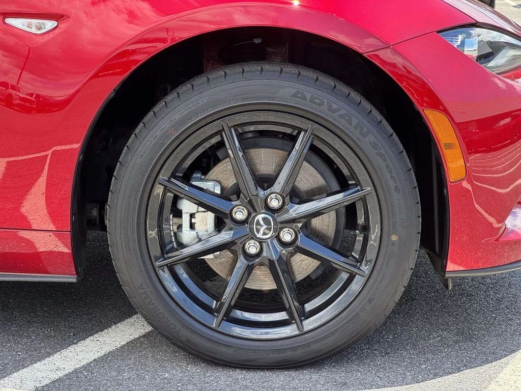 2025 Mazda MX-5 Miata Sport - Photo 12