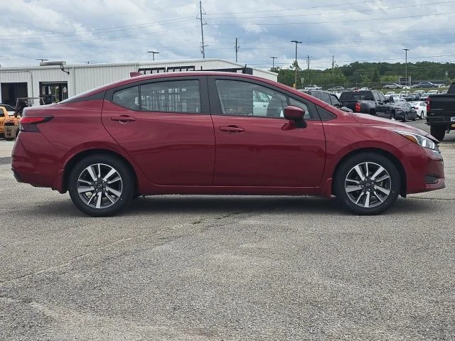 2024 Nissan Versa Sedan SV - Photo 6