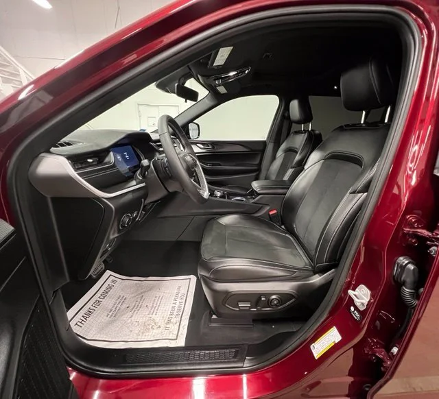 Used 2025 Red Jeep Altitude X image 23
