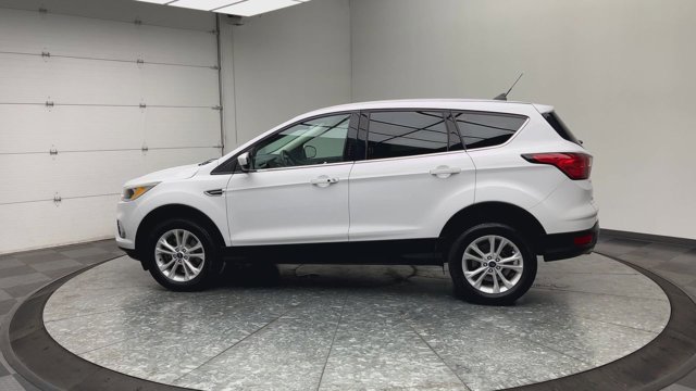 Used 2019 Oxford White Ford SE image 34