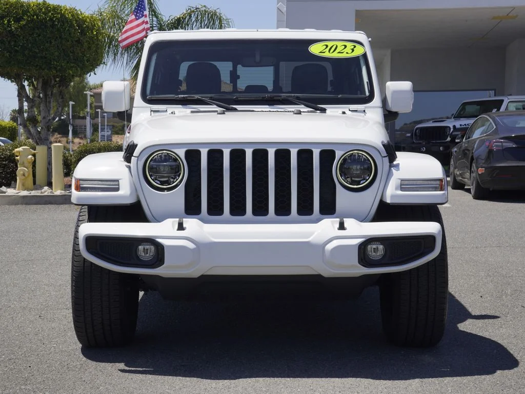 Certified Used 2023 White/off-white Jeep High Altitude image 8