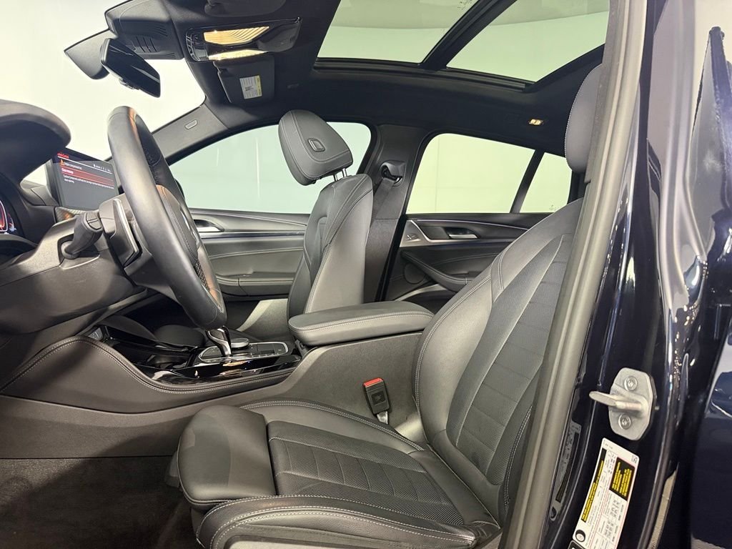 Certified Used 2025 Black BMW xDrive30i image 21