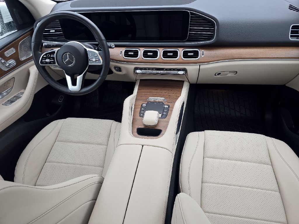 Certified Used 2023  Mercedes-Benz GLE 350 image 28