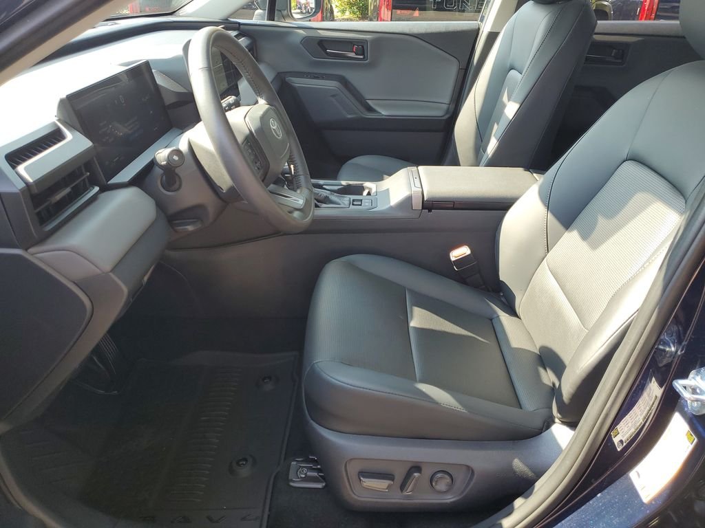 Used 2026 BLUEPRINT Toyota XLE Premium image 18
