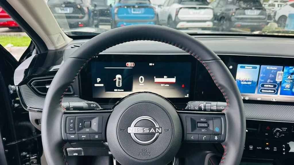 2026 Nissan KICKS SR - Photo 18