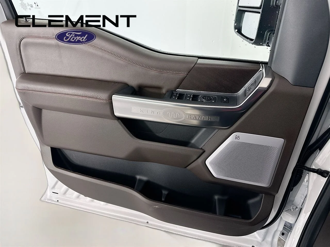 New 2026 Star White Metallic Tri-Coat Ford F-350® King Ranch® image 26