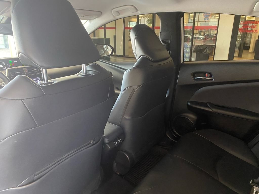 Used 2022 Beige Toyota XLE image 19