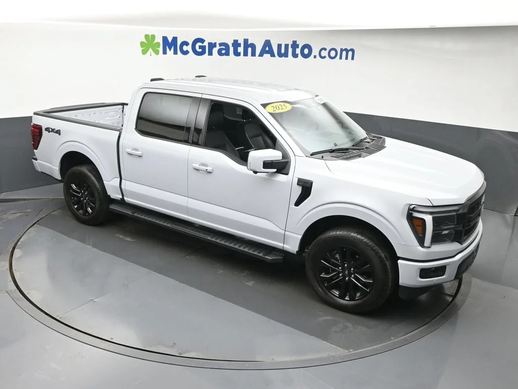 Certified Used 2025 White Ford Lariat image 3