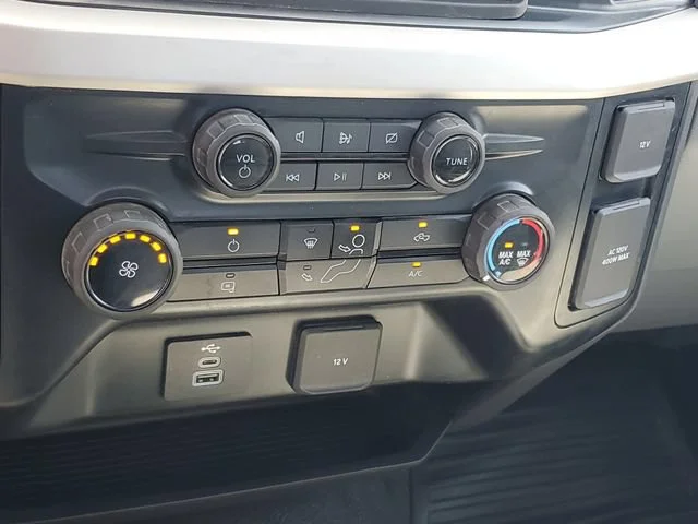 Used 2023 Stone Gray Ford XL image 18