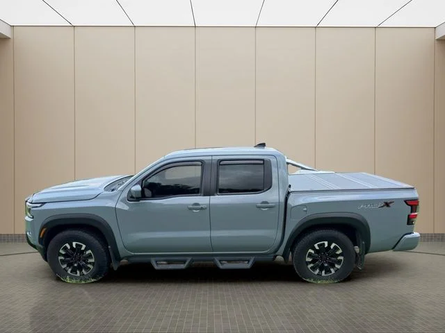 Used 2024 Gray Nissan PRO-X image 6