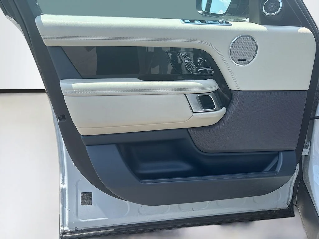 Used 2020 Fuji White Land Rover HSE image 43
