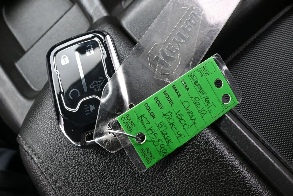 Used 2019 Black Chevrolet LT image 27