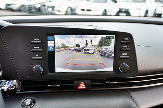 Used 2026 White Hyundai SEL Sport image 24