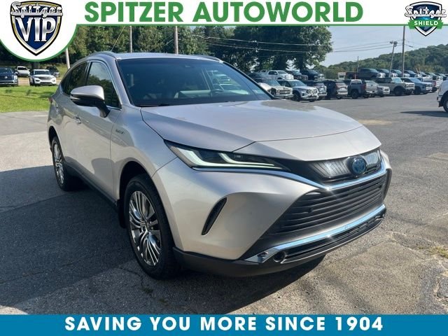 Used 2021 Silver Toyota XLE image 1