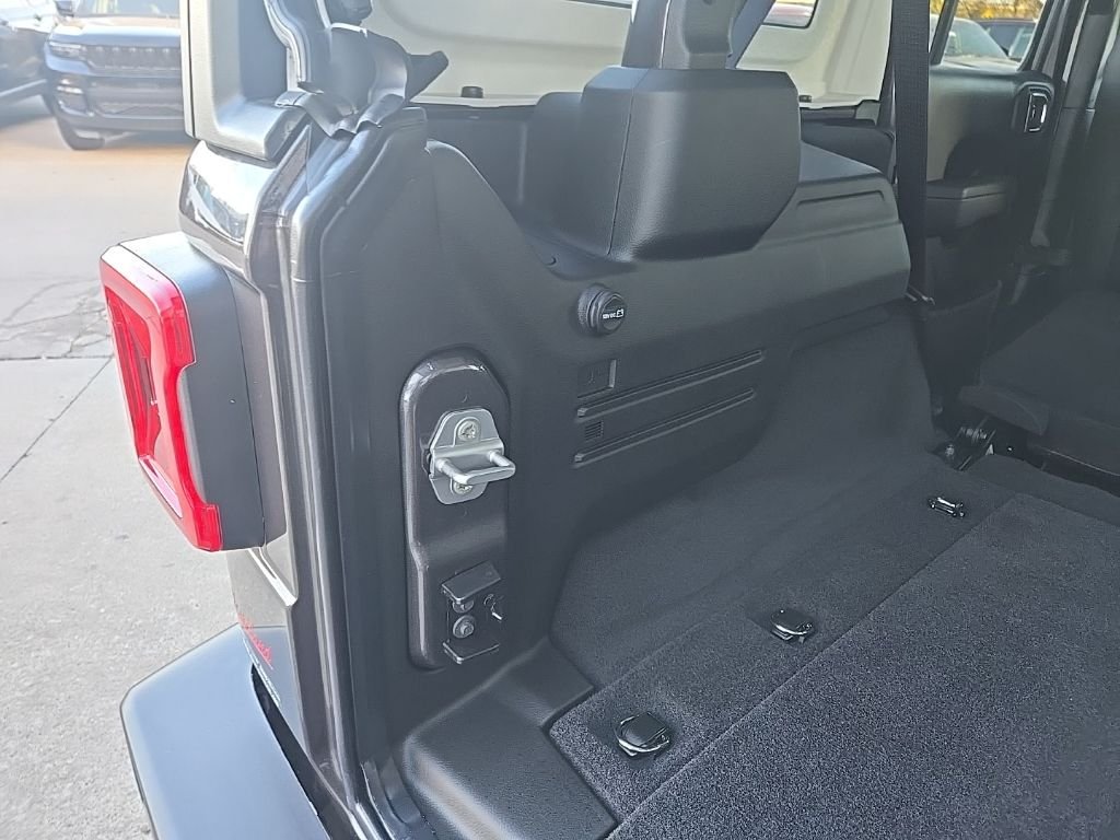 2026 Jeep Wrangler 4-Door Sport S - Photo 93