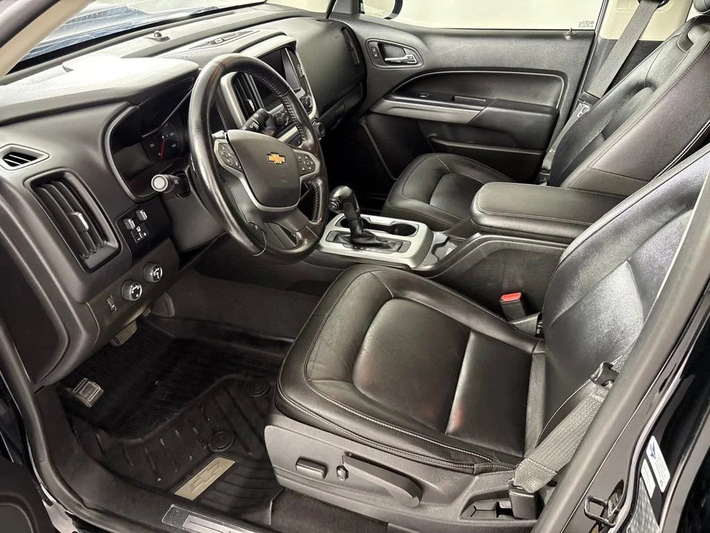 Used 2020 BLACK Chevrolet 4WD ZR2 image 28