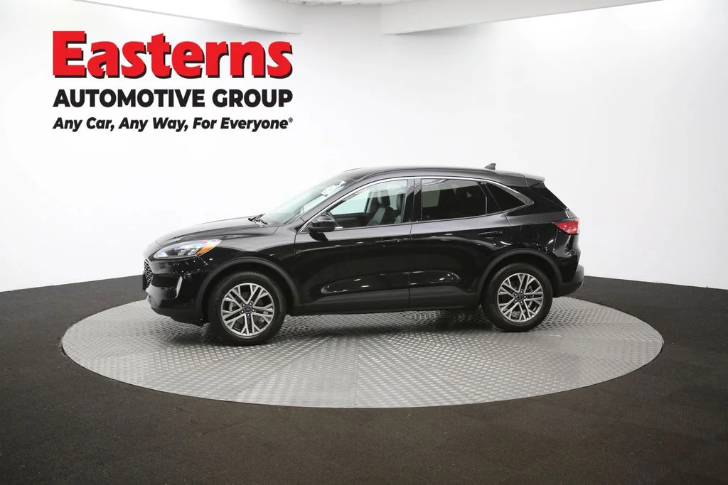 Used 2021 Black Ford SEL image 58