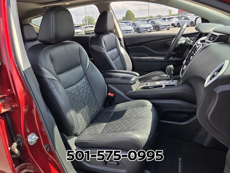 Used 2021 Scarlet NISSAN FWD PLATINUM image 19