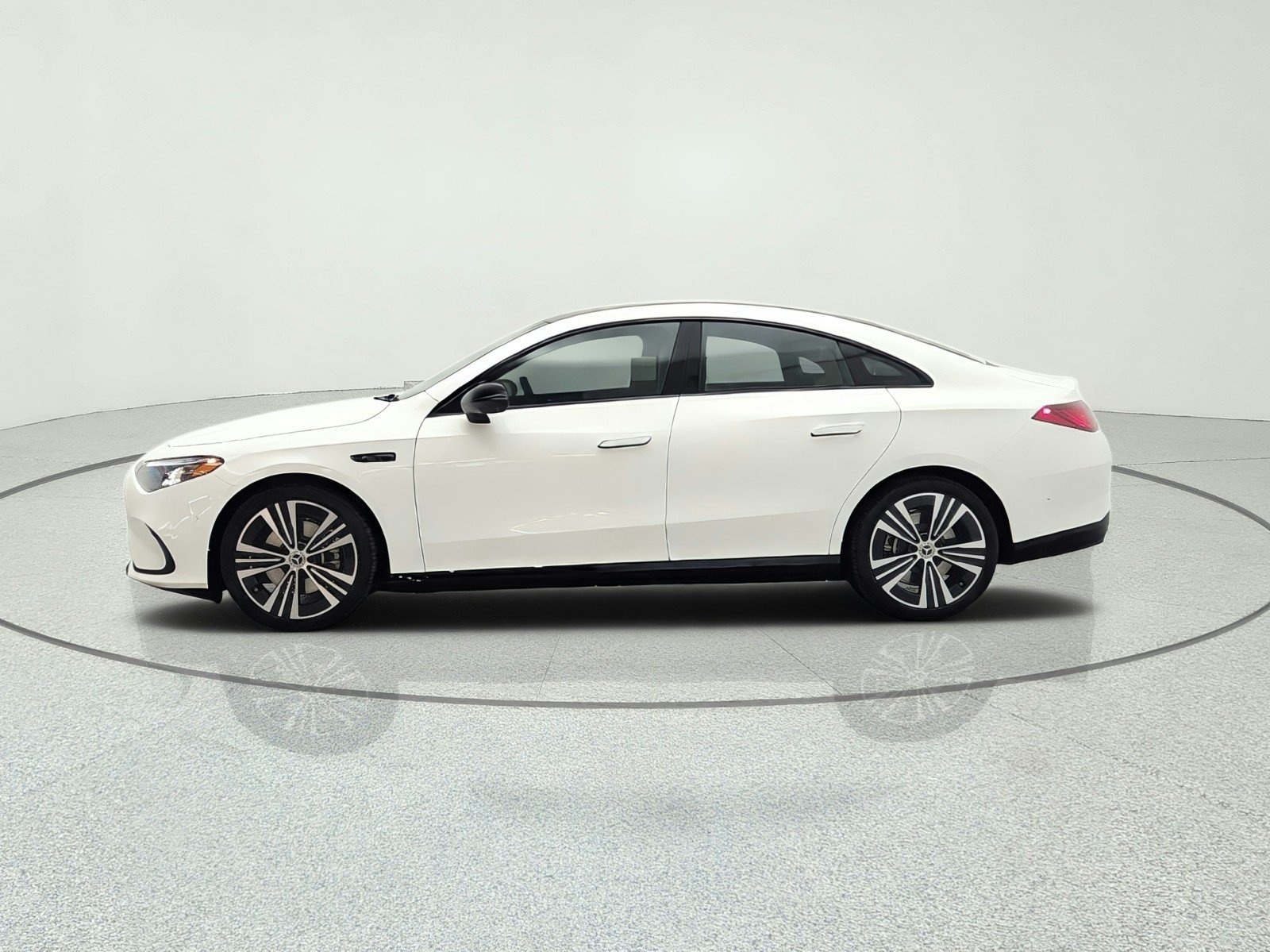 New 2027 Polar White Mercedes-Benz CLA 250+ Electric RWD image 8