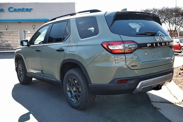 New 2026 Ash Green Metallic Honda TrailSport image 9
