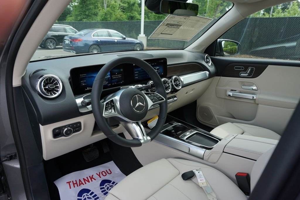 2025 Mercedes-Benz GLB Base - Photo 20
