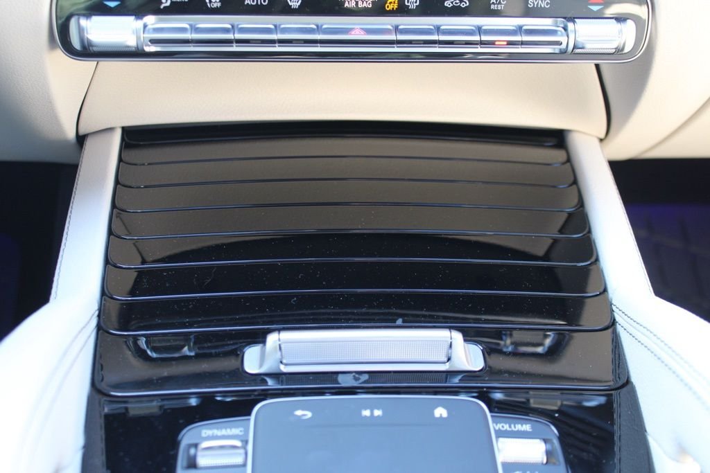 Certified Used 2025 White Mercedes-Benz GLE 450 image 28