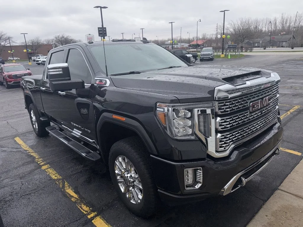 2021 GMC Sierra 4WD Crew Cab Standard Box Denali's photo
