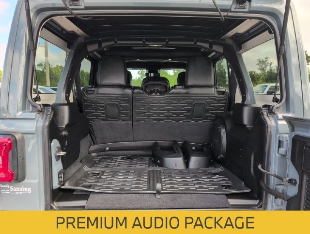 Certified Used 2025 Gray Jeep Rubicon X image 27