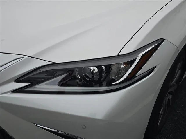 Certified Used 2021 White Lexus 350 image 23