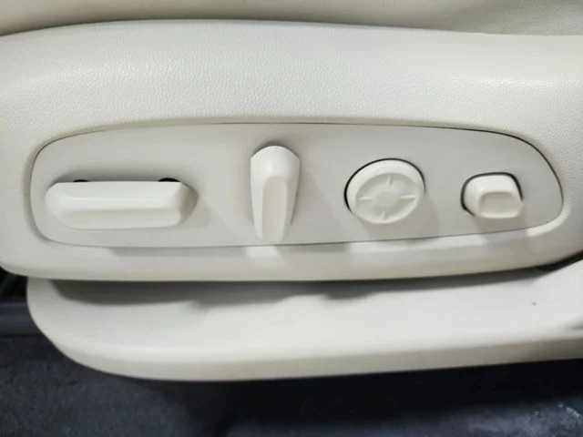 Used 2020 White Buick Premium Group image 21
