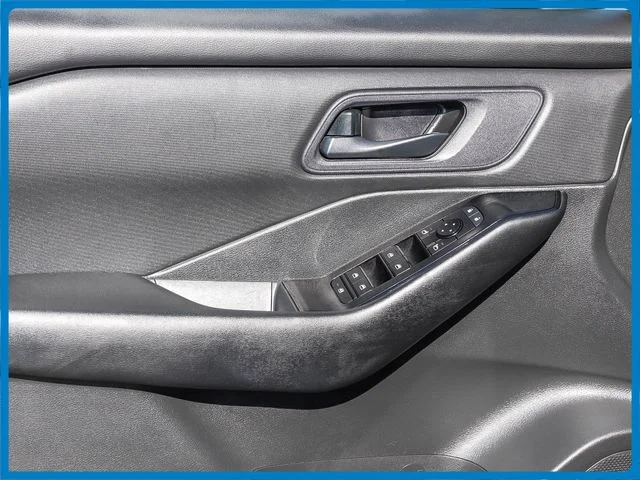 Used 2024 Gray Nissan S image 21