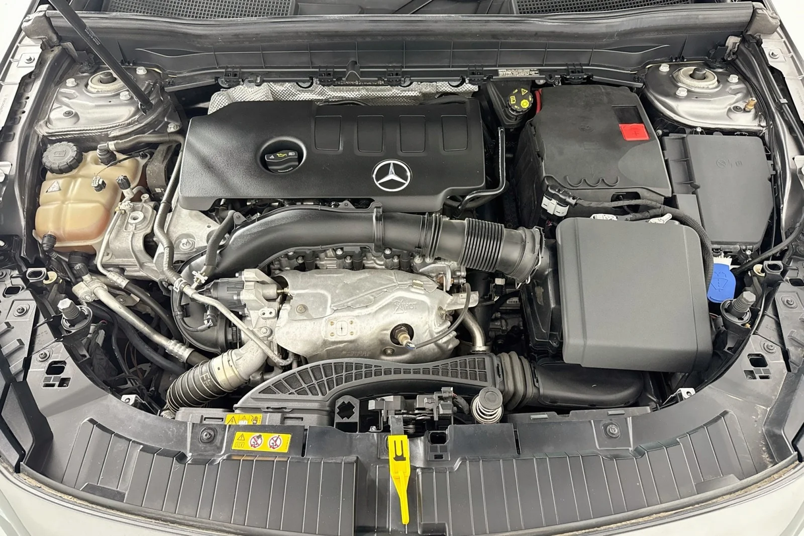 Used 2020 Mountain Grey Metallic Mercedes-Benz 250 image 11