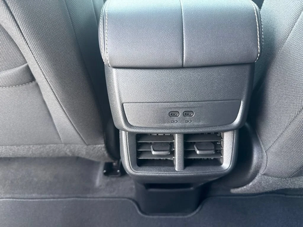 New 2027 Sterling Metallic GMC Elevation image 12