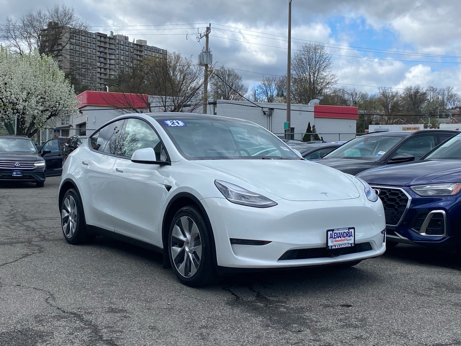 2021 Tesla Model Y Long Range Dual Motor All-Wheel Drive's photo
