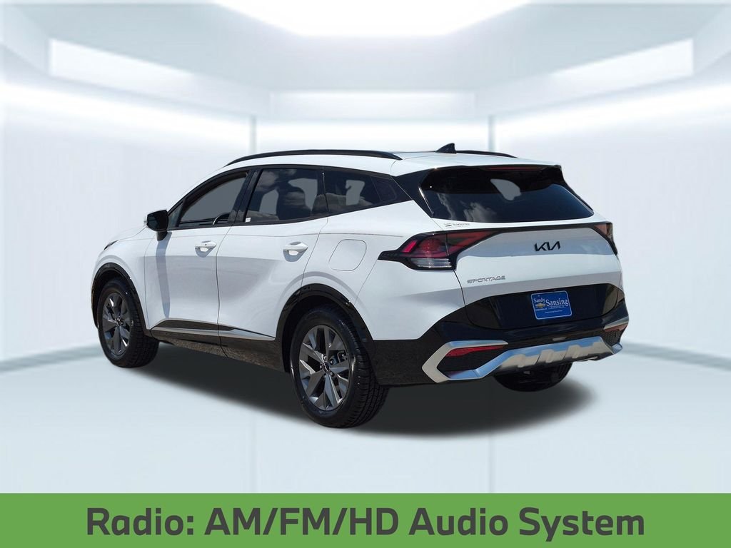 Used 2023 White Kia SX image 4