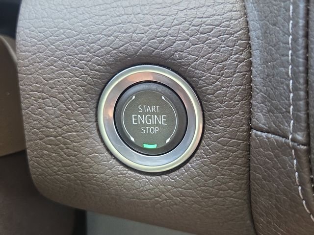 Used 2024 Summit White GMC Denali image 22
