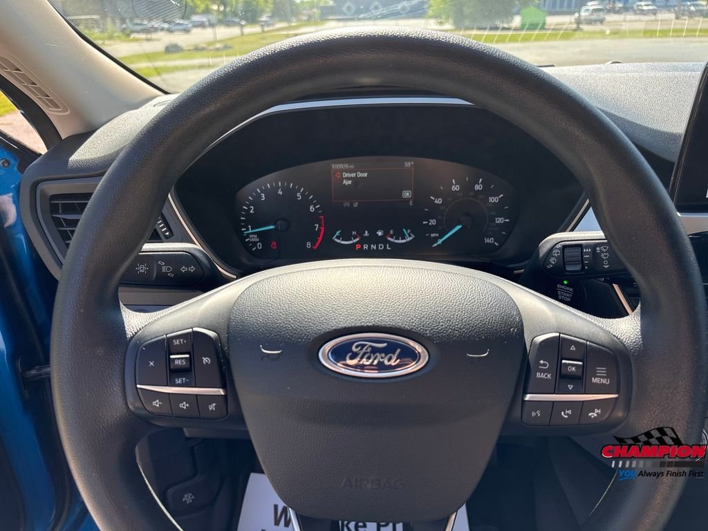 Used 2020 Blue Ford SE image 15