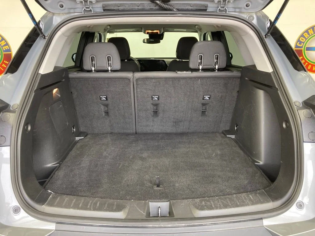 Used 2025 Gray Chevrolet LT image 23